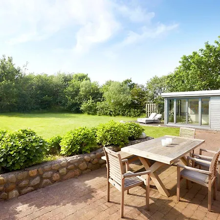 Holiday home Duenenhaus *